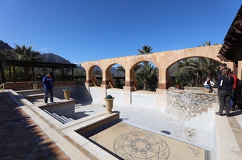 Enlarge photo 48