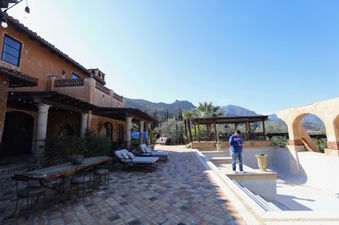 Enlarge photo 49
