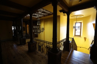 Enlarge photo 75