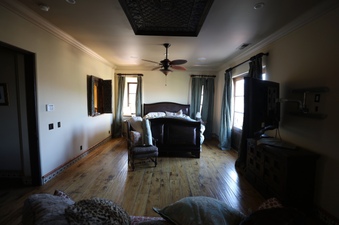 Enlarge photo 103