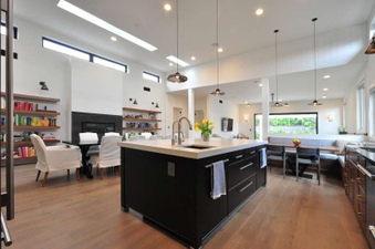Enlarge photo 24