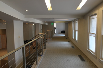Enlarge photo 44