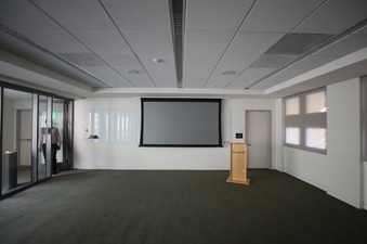 Enlarge photo 24