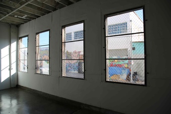 Enlarge photo 19