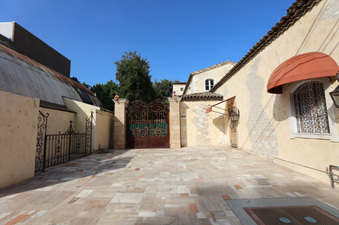 Enlarge photo 2