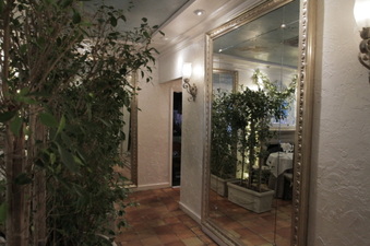 Enlarge photo 37
