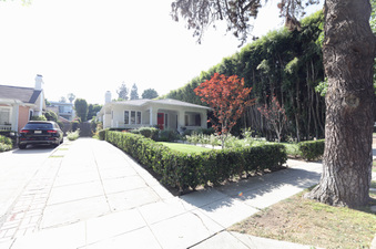 1433 N. Orange Grove Ave.