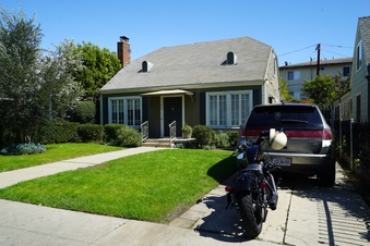 Int Angie's House