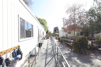 Enlarge photo 19