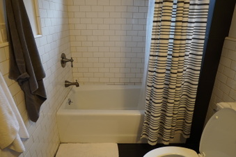 327 N. Gower