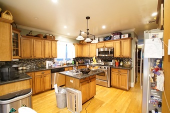 Enlarge photo 33