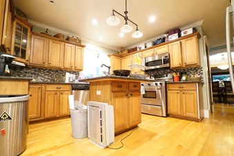Enlarge photo 32