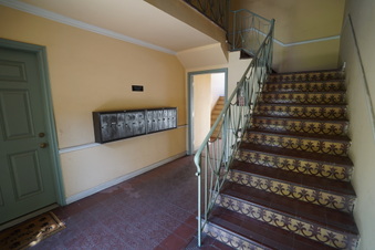 Enlarge photo 35