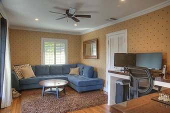 Enlarge photo 47