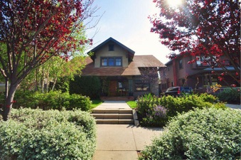 Universal_8563_Highland Park