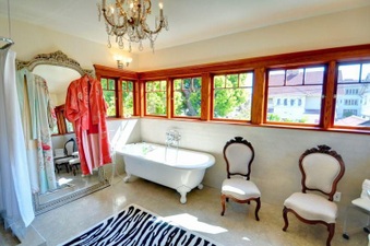 Enlarge photo 33