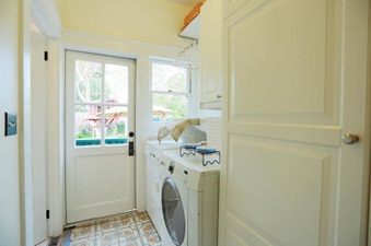 Enlarge photo 37