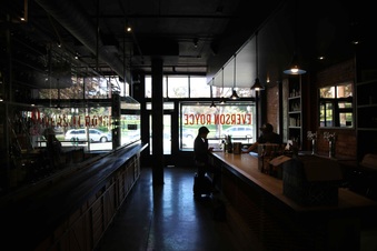 Enlarge photo 12