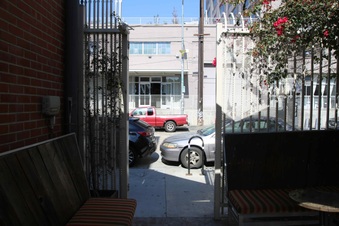 Enlarge photo 12