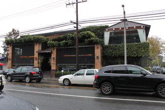 District, 3rd & Robertson