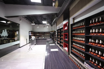 Enlarge photo 12
