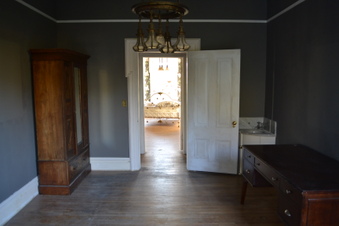 Enlarge photo 75
