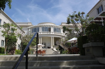 Enlarge photo 42