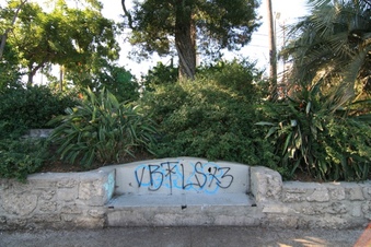 Enlarge photo 69