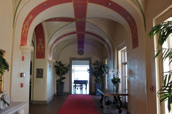 Enlarge photo 11