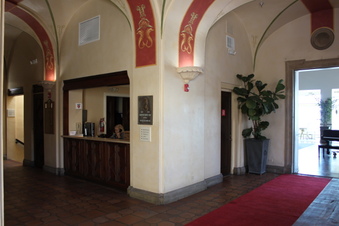 Enlarge photo 12