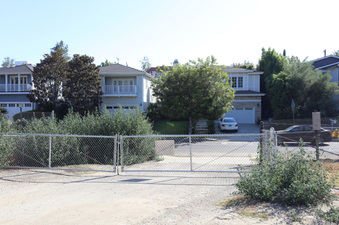 Enlarge photo 61