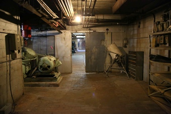 Enlarge photo 37