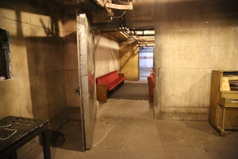 Enlarge photo 48