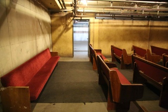 Enlarge photo 49