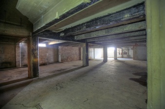 Enlarge photo 16