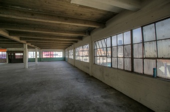Enlarge photo 13
