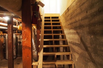 Enlarge photo 215