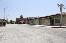 Valley Plaza