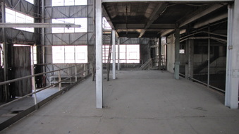 Enlarge photo 68