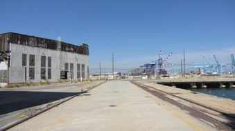 Enlarge photo 89