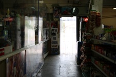 Moon's Market, Downtown