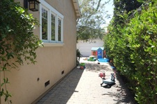 Enlarge photo 18