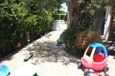 Enlarge photo 21