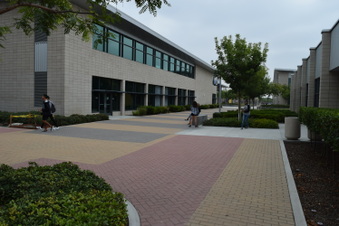 Enlarge photo 1