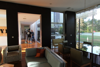 Enlarge photo 61