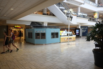 Enlarge photo 73