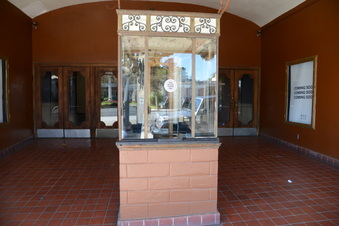 Enlarge photo 84