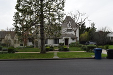 533 S. Burlingame Ave.