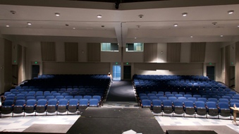 Uni HS - Theater