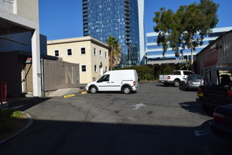Enlarge photo 11